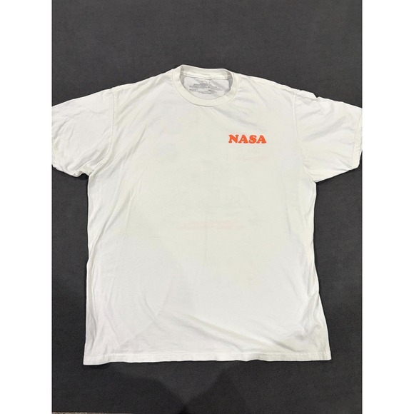 NASA T Shirt Mens Large White We Come In Peace For All Mankind Graphic Print